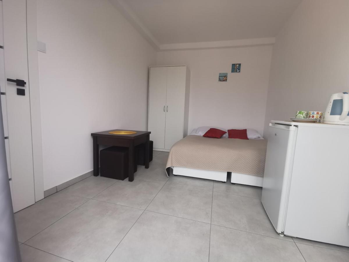 Avangarda Mielno - Pokoje Goscinne Exterior foto